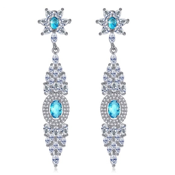 Swarovski Crystals The Starlette Earrings - Picture 1 of 5